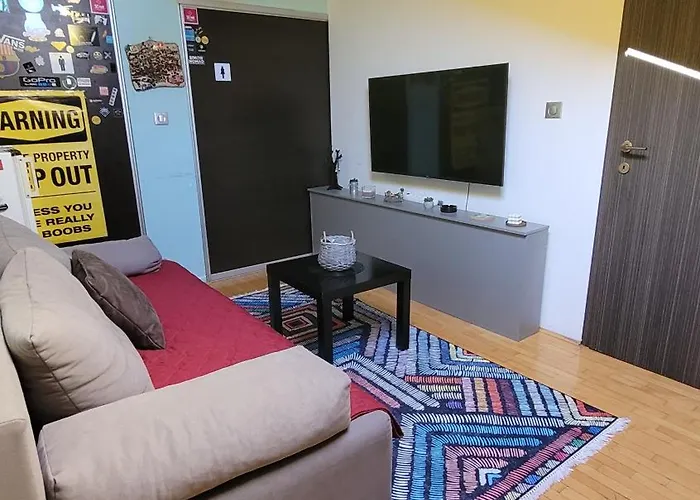 Sticker In Center Apartment