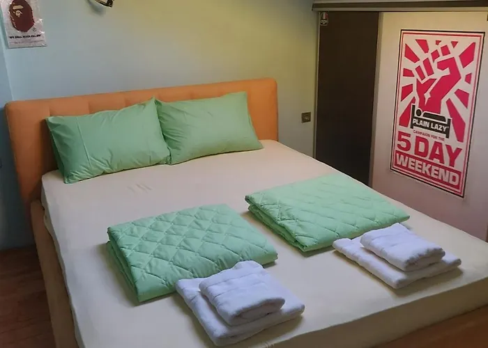 Sticker In Center Apartment